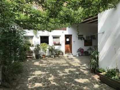 Pensión Zentrum 3*